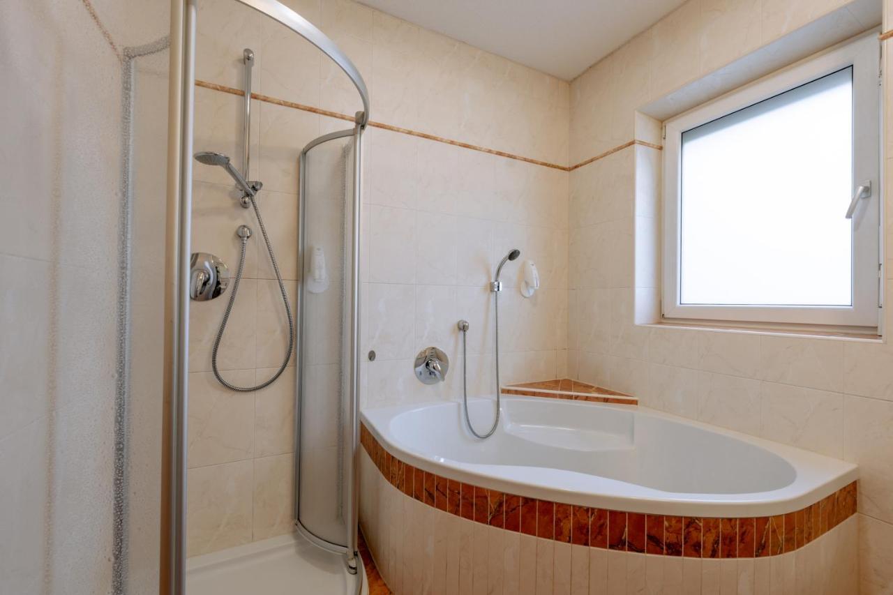 Apartment Steindl Langenfeld Bagian luar foto