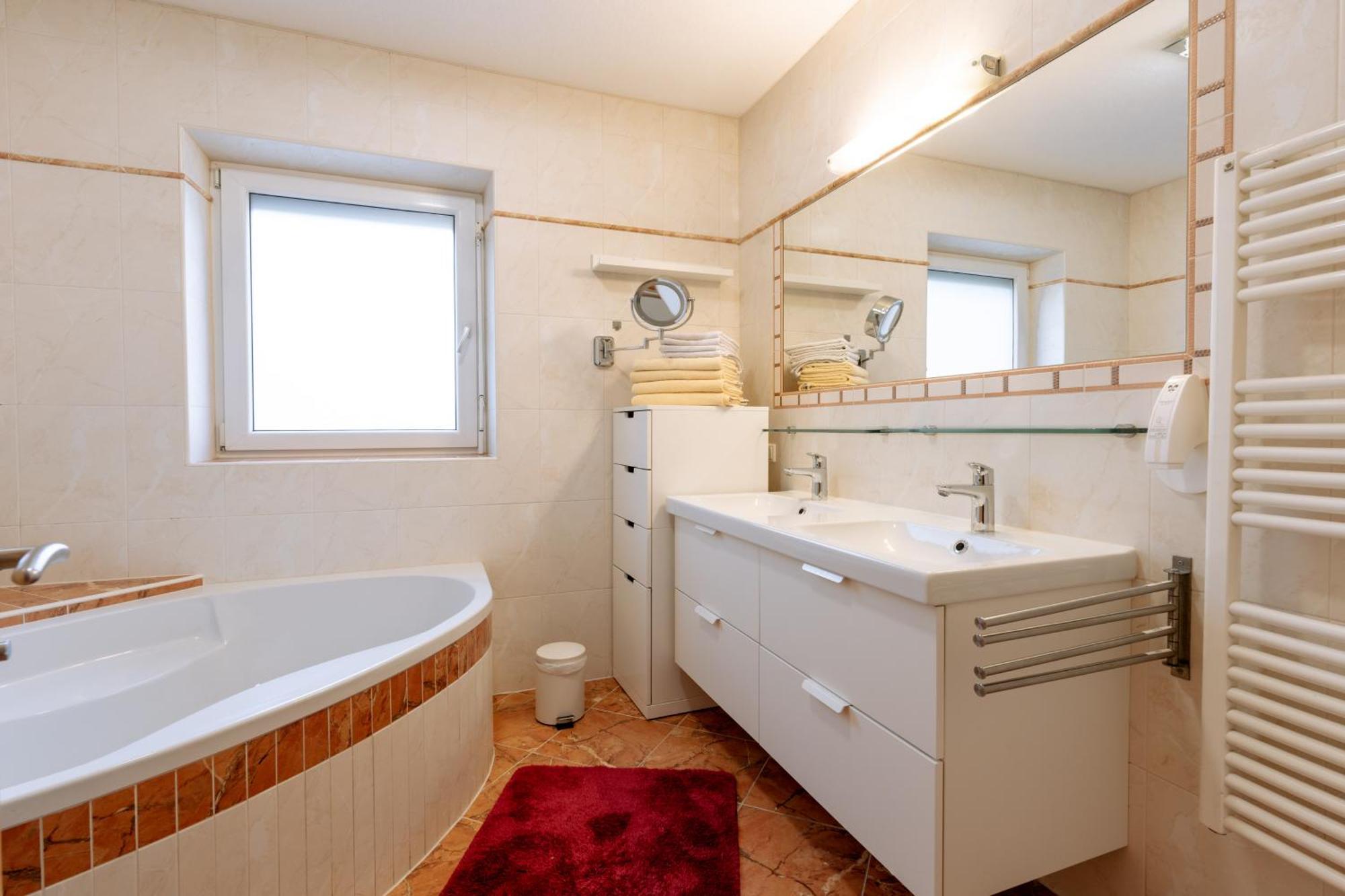 Apartment Steindl Langenfeld Bagian luar foto